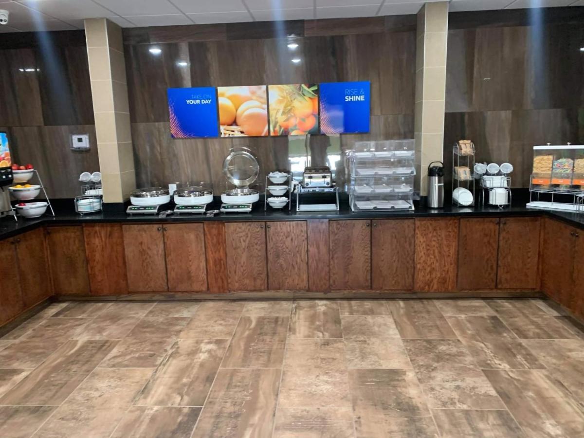 Comfort Suites West Monroe Buitenkant foto